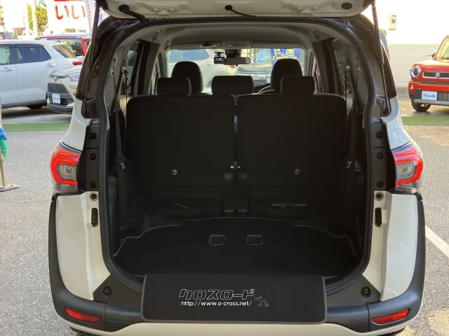 3列目収納することによって荷室拡大!! トヨタ シエンタ