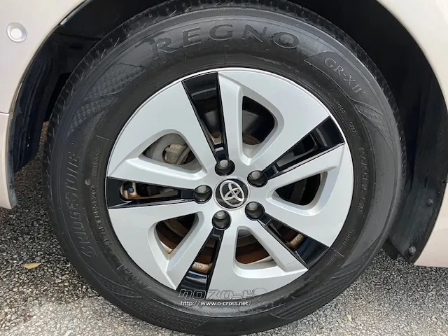 クチコミ高評価を獲得!お問い合わせはユーポス美里店まで!098-921-0203 トヨタ プリウス