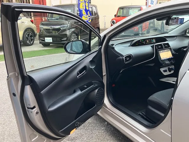 クチコミ高評価を獲得!お問い合わせはユーポス美里店まで!098-921-0203 トヨタ プリウス