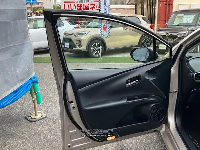 クチコミ高評価を獲得!お問い合わせはユーポス美里店まで!098-921-0203 トヨタ プリウス