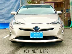 トヨタ プリウス