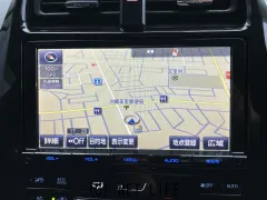 トヨタ プリウス