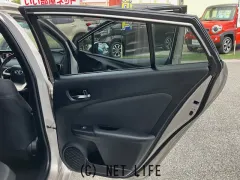 トヨタ プリウス