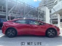 トヨタ プリウス