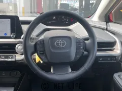 トヨタ プリウス