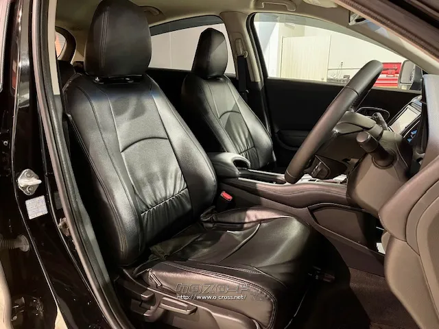 座高調整ができますので様々な方に運転しやすいシートです。 ホンダ ヴェゼル