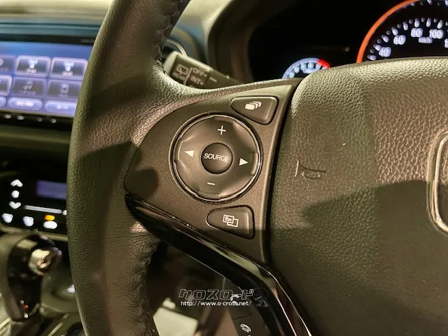ハンドルを握ったままオーディオ操作が可能です。 ホンダ ヴェゼル