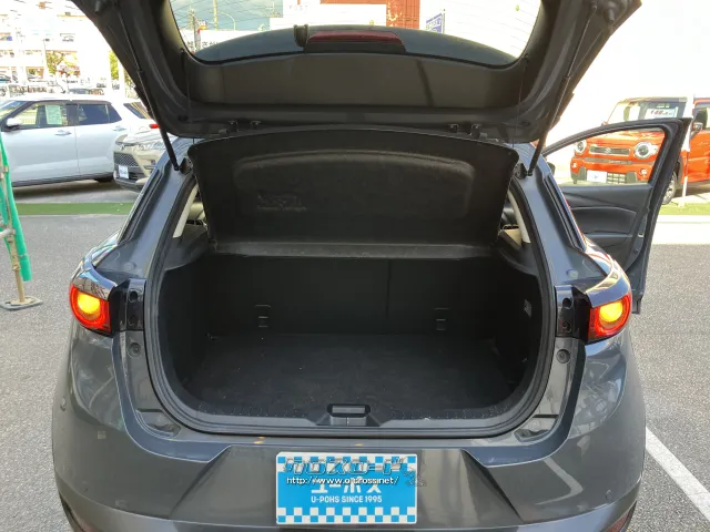 ラゲッジスペース♪ マツダ CX-3