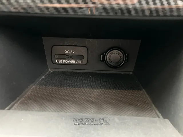 USB充電ポート/シガーソケット スバル XV