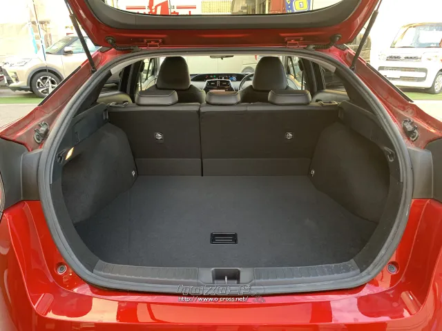 ラゲッジスペース♪ トヨタ プリウス
