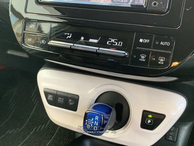 エアコン操作パネル/電子式シフトレバー トヨタ プリウス