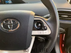 トヨタ プリウス