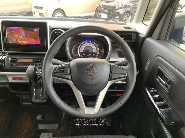 ステアリングは使用感が少なく比較的キレイな状態です。 スズキ スペーシア