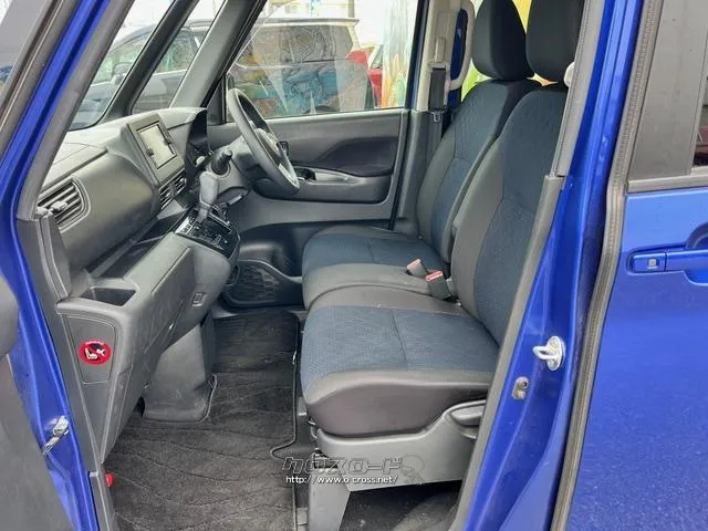 自社整備工場・板金工場を備え、車検から事故の修理まで対応致します。 日産 ルークス