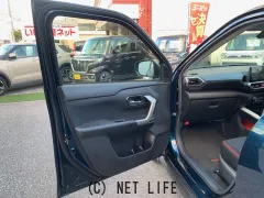 ダイハツ ロッキー