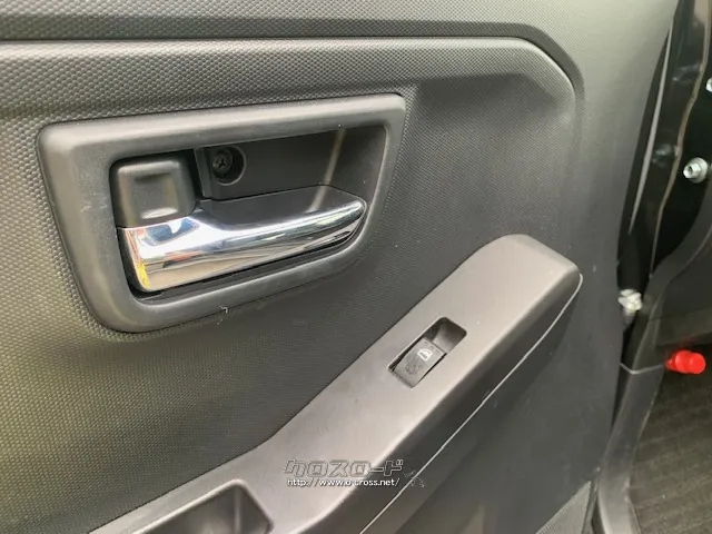 ダイハツ タフト