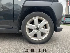 ダイハツ タフト