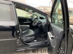 トヨタ プリウスα