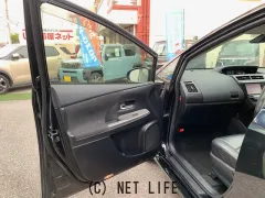 トヨタ プリウスα