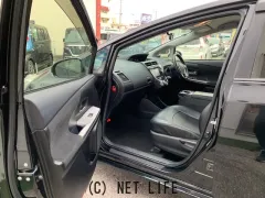 トヨタ プリウスα