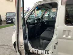 トヨタ ピクシスバン