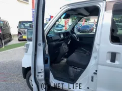 トヨタ ピクシスバン