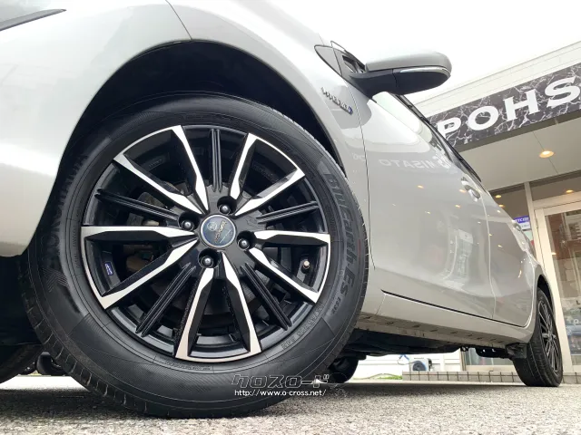 タイヤサイズ(前後)185/60R15 トヨタ アクア