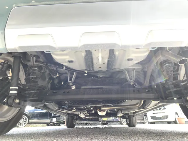 車両下廻り ダイハツ タフト