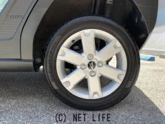 ダイハツ タフト