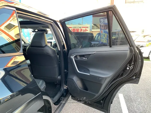 クチコミ高評価を獲得!お問い合わせはユーポス美里店まで!098-921-0203 トヨタ RAV4
