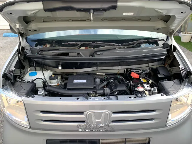 エンジンルーム ホンダ N-VAN