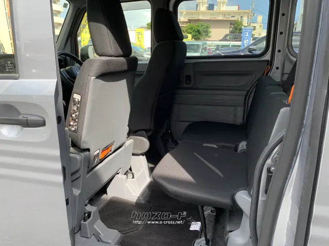 後部座席助手席側 ホンダ N-VAN