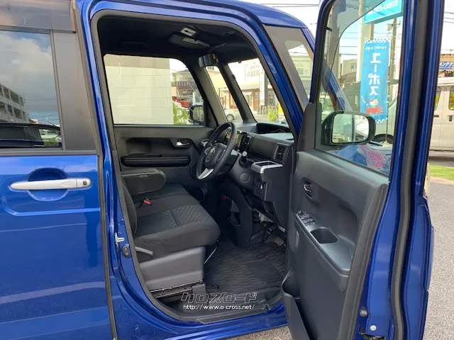 トヨタ ピクシスメガ