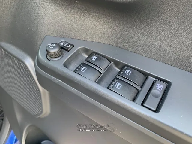 トヨタ ピクシスメガ