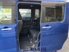 トヨタ ピクシスメガ