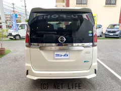 日産 セレナ
