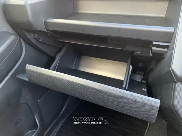 グローブボックス ダイハツ タフト