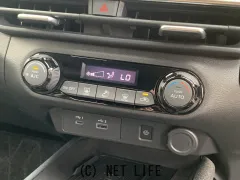 日産 ノートオーラ