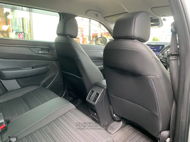後部座席からの視界も広々!! ホンダ WR-V