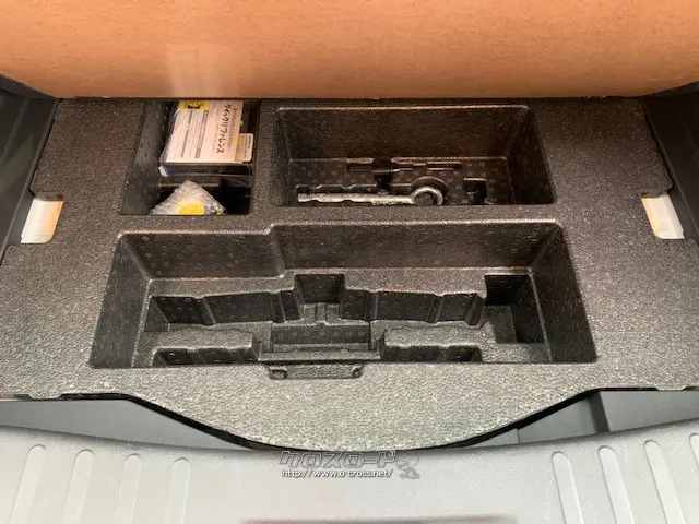 パンク修理キット ホンダ WR-V