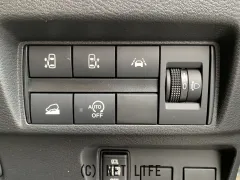 三菱 eKクロススペース