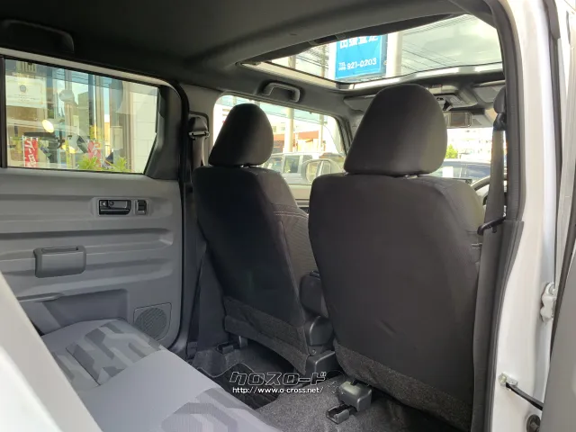 ダイハツ タフト