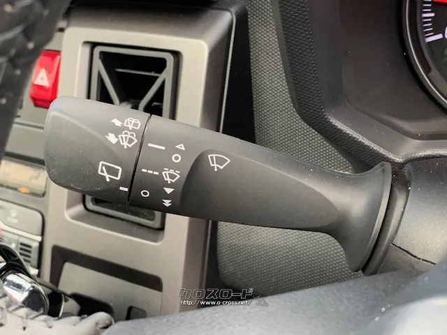 ダイハツ タフト