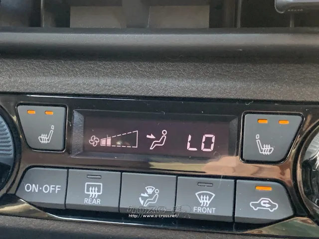 日産 ノートオーラ