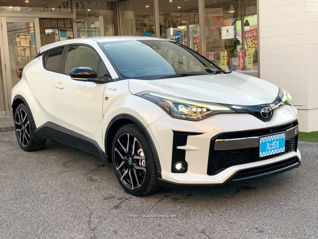 「C‐HR」の拘りのひとつであるデザインが、ワイドスタンスなのも特徴的。 トヨタ C-HR