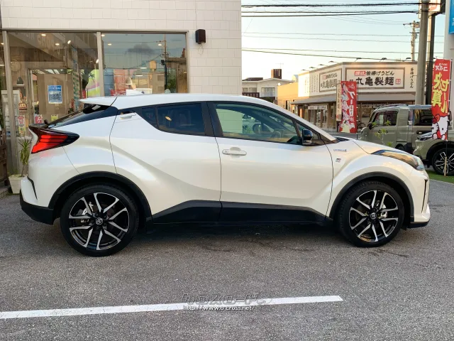 フロント&リアスタイルとすることで、よりスタイリッシュに進化。 トヨタ C-HR