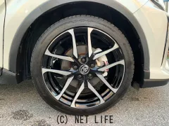 トヨタ C-HR