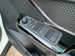 トヨタ C-HR