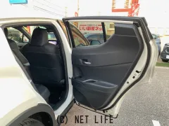 トヨタ C-HR