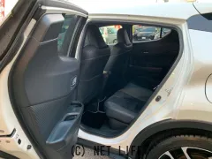 トヨタ C-HR